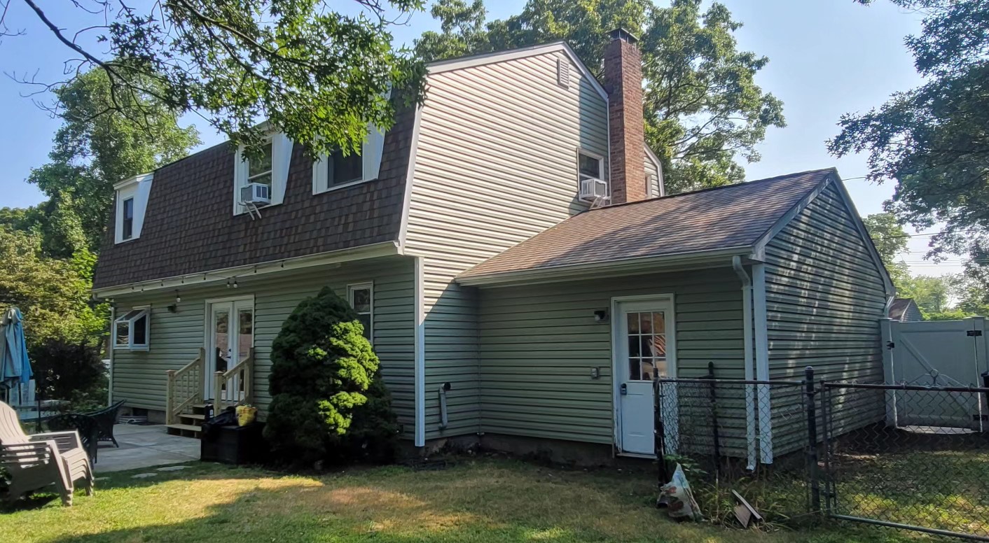 New Vinyl Siding Replacement in Patchogue, NY